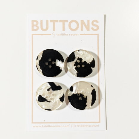 Tabitha Sewer - Jasper Classic buttons 20mm €8,50 p/set