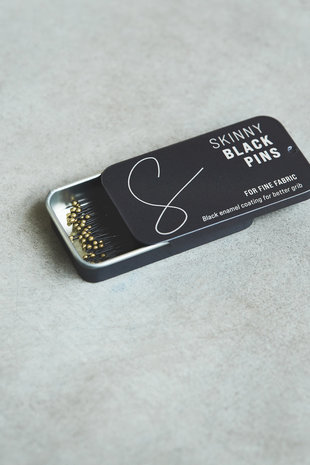 SEWPLY - Skinny Black pins