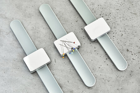SEWPLY - Armband siliconen GRIJS