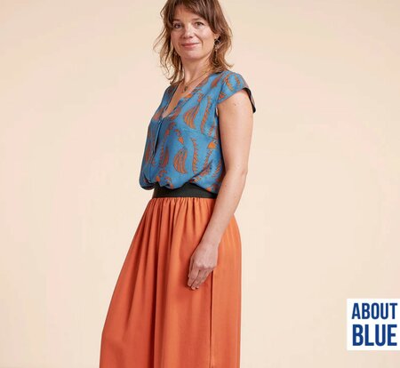 About Blue - Wonders of life Parrot blue VISCOSE