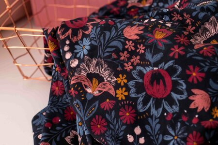 Lise Tailor - Matriochka VISCOSE LENZINGâ„¢ECOVEROâ„¢
