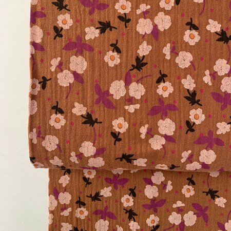 Hilco - Mandy Caramel flowers DOUBLE GAUZE BIOKATOEN