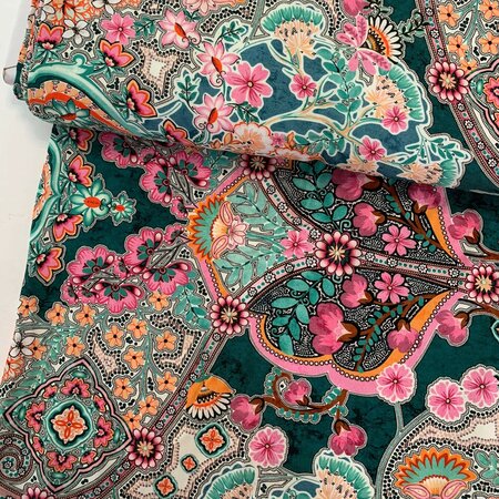 Hilco - Theresia met 1 versierde zelfkant - ECOVERO VISCOSE TWILL