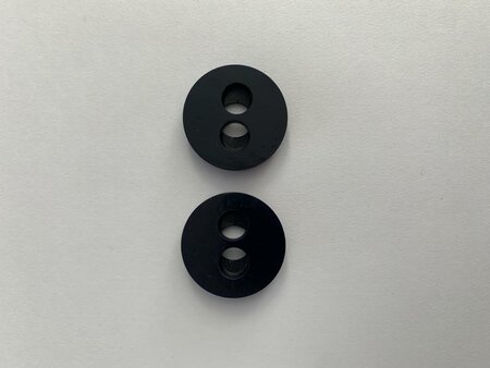 Set  2 knopen 30 mm gemêleerd zwart met gat