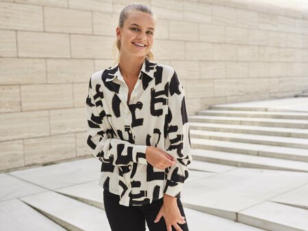 Atelier Jupe - Off white black print VISCOSE