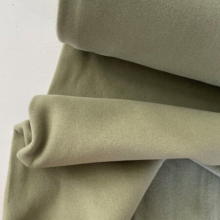 COUPON 140 CM Fabrilogy - Sage Katoen Fleece GOTS