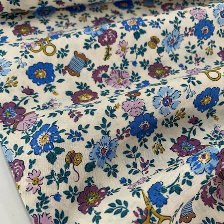 Liberty London - Haberdashery Floral KATOEN
