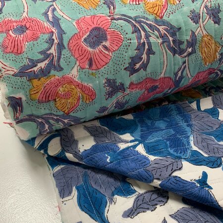 Ansje LIMITED - Blue Tones & Pink Flower - Quilt Indian Cotton