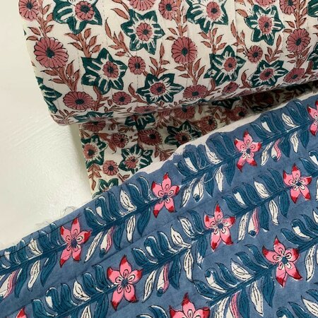 Ansje LIMITED - Campanula & Marguerites Flowers - Quilt Indian Cotton
