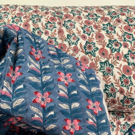Ansje LIMITED - Campanula & Marguerites Flowers - Quilt Indian Cotton
