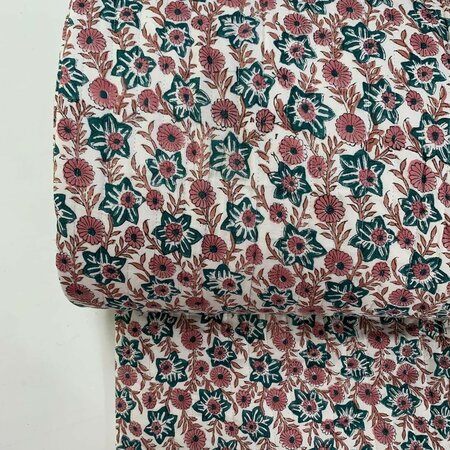 Ansje LIMITED - Campanula & Marguerites Flowers - Quilt Indian Cotton