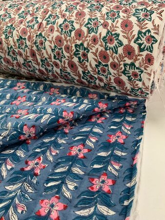 Ansje LIMITED - Campanula & Marguerites Flowers - Quilt Indian Cotton