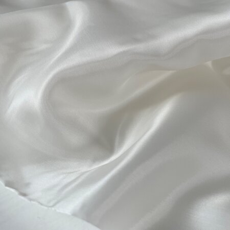 COUPON 100 CM CUPRO voeringstof Off white