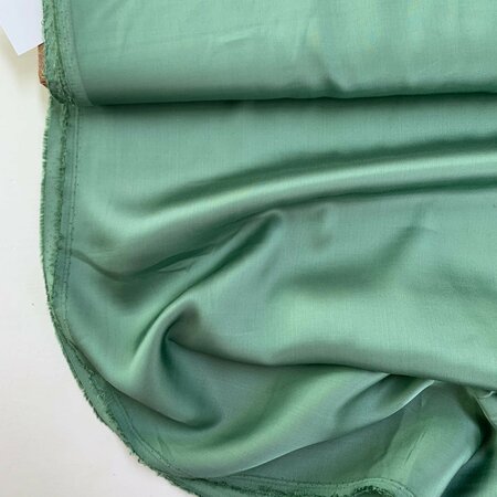 DEADSTOCK Glowy Sage Green VISCOSE SATIJN