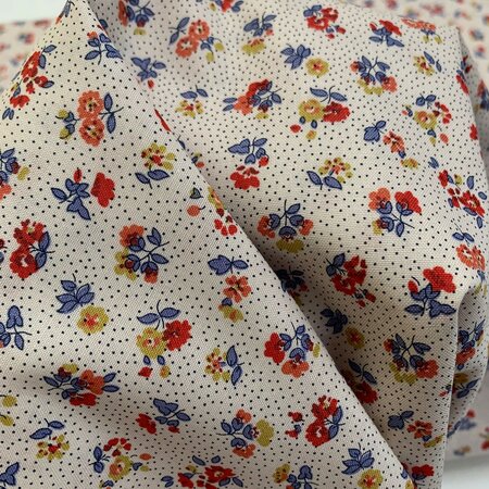 Liberty London - Flora Beatrice Red Quilt KATOEN