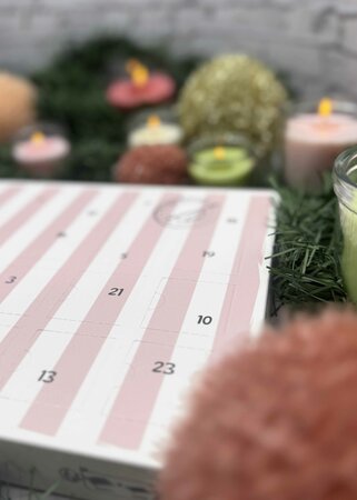 Advent L'etiquette 2025