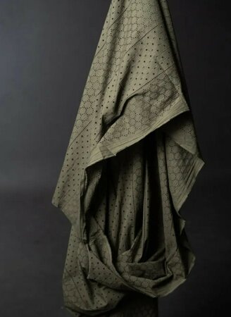 Merchant & Mills - Rowan Green Eyelet Indian Cotton