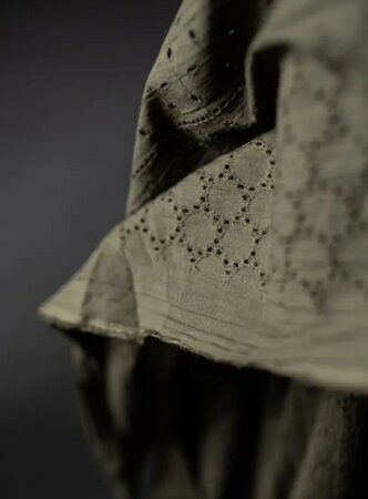 Merchant & Mills - Rowan Green Eyelet Indian Cotton