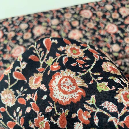 Kokka Japan - Flowers Black Cider - INDIAN COTTON VOILE