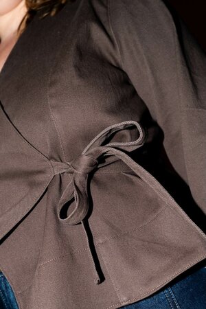 Puff and Pencil - Wrap Blouse x Straight Sleeve