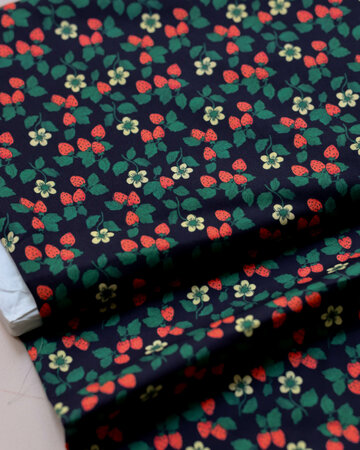 Lise Tailor - Mara Des Bois - KATOEN SATIJN OEKO-TEX STeP & FSC