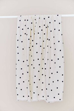 Mind the MAKER - Jolly Dots Creamy White/black - ECOVERO™ VISCOSE CREPE