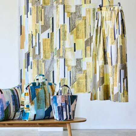 Kokka Japan / Keshiki - Office street Green/Pink - 30 VIYELLA KATOEN