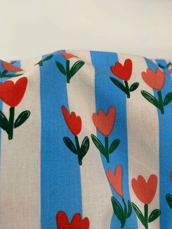 COUPON KNEUSJE 150CM Tulips Blue/Ecru Stripes COTTON OEKO-TEX