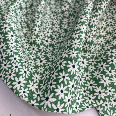 COUPON 50cm Cloud9 - Tiny Daisies Green - BOHEMIAN PARADISE - COTTON biokatoen