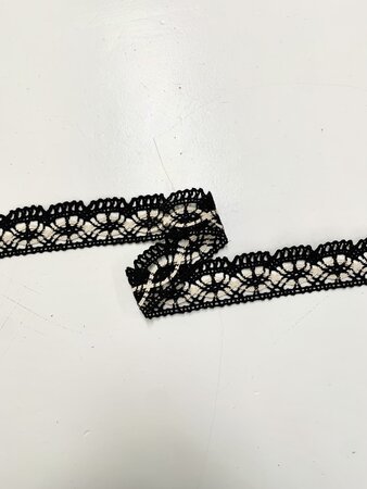 Lace Cotton Black Ecru 5cm 