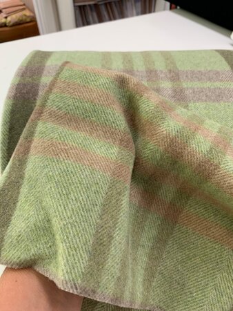 Toptex- Check Saliegreen Pink  WOL/POLYESTER MANTELSTOF