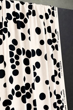 Mind the MAKER - About a Dot Creamy White - ECOVERO™ VISCOSE TWILL