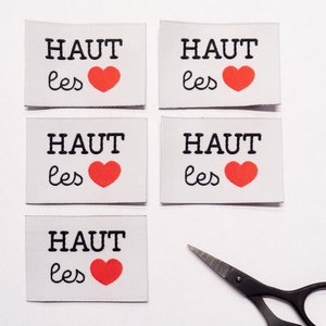 Ikatee -  Haut les coeurs woven labels €6 per set