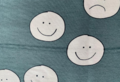 KNEUSJE MET WEEFFOUT Elvelyckan  - Smiley  FRENCH TERRY 